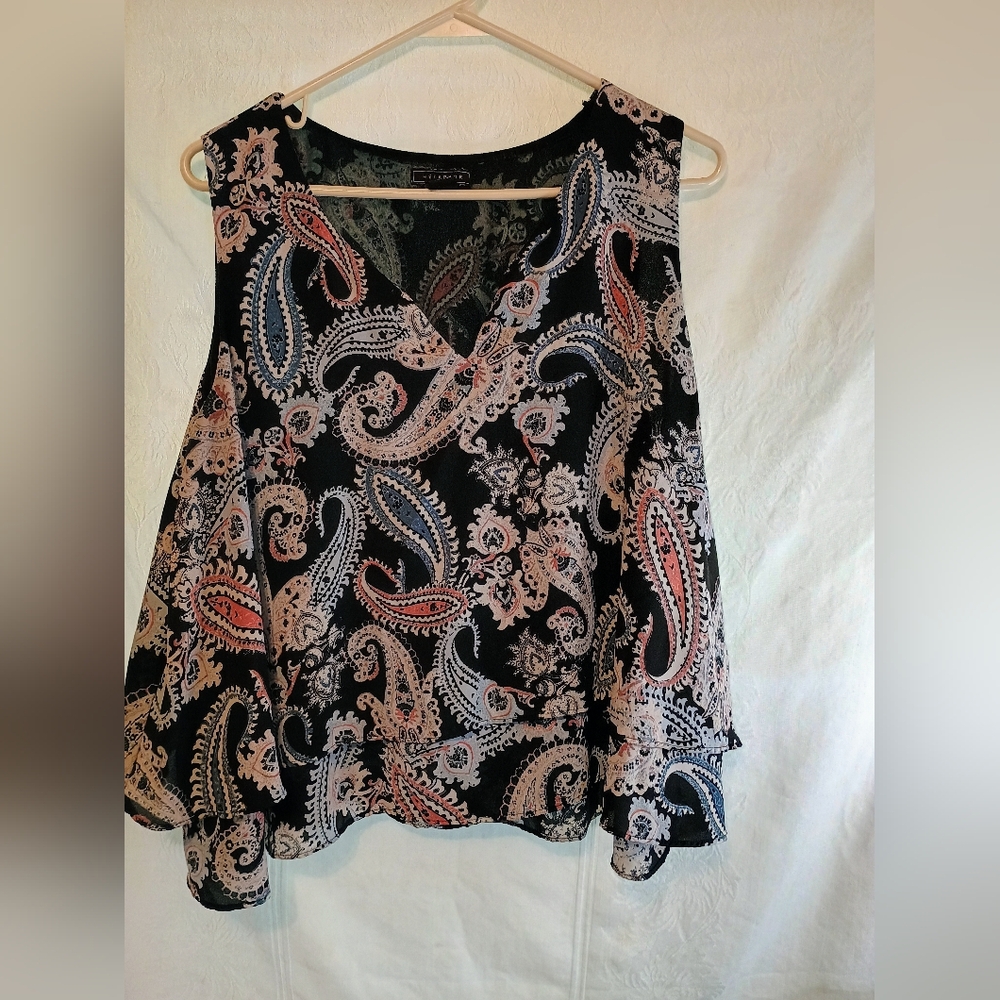 Metaphor Black and Pink paisley Sleeveless Boxy Blouse